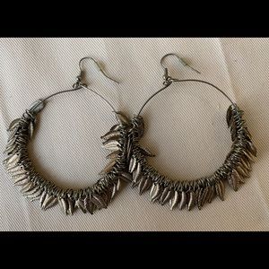 PALE GOLD FEATHER EARRINGS